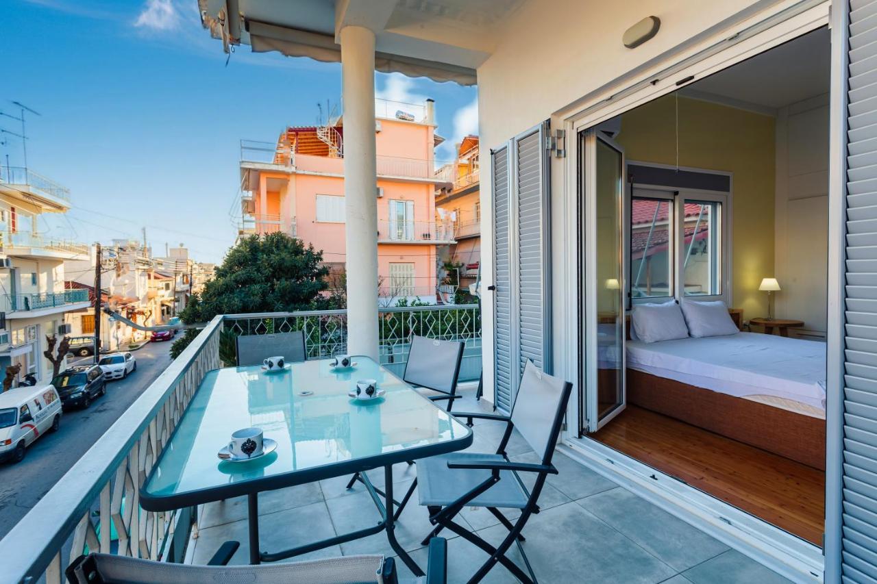 Apartament Upscale Modern Escape In The Historic Center Kalamata Zewnętrze zdjęcie
