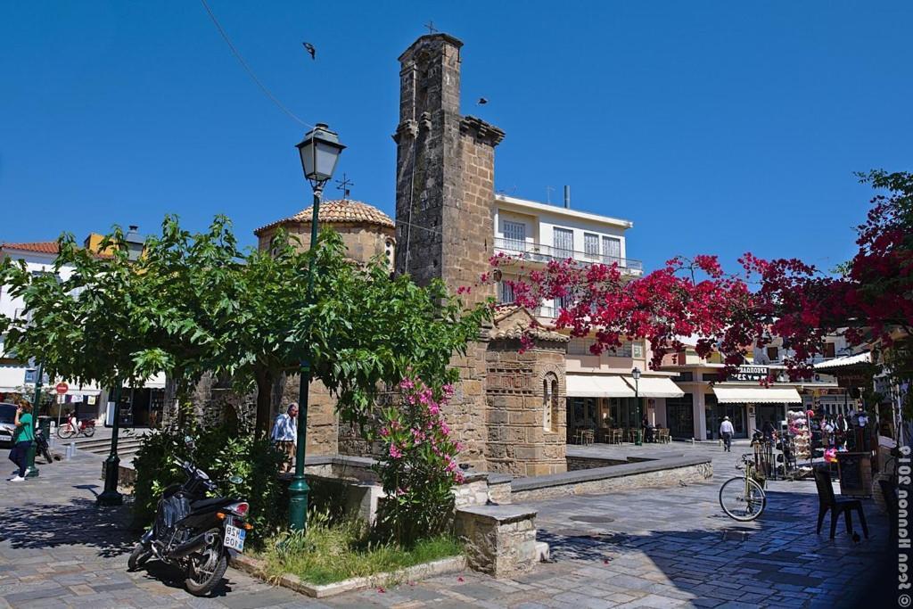 Apartament Upscale Modern Escape In The Historic Center Kalamata Zewnętrze zdjęcie